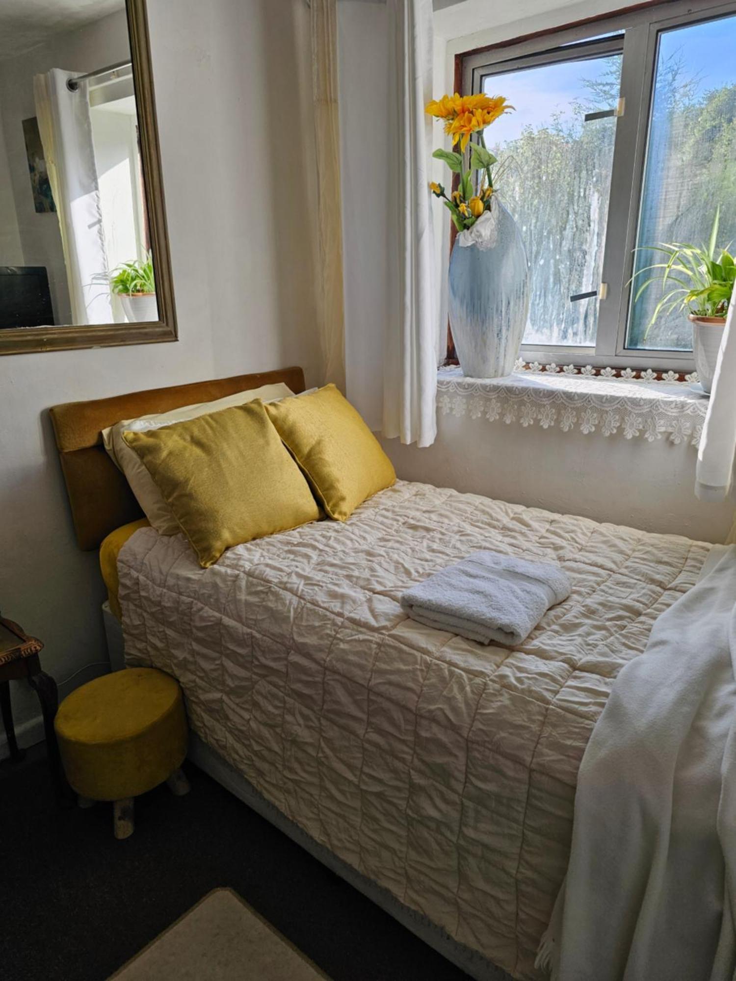Cuisinease Appartement Ollerton Buitenkant foto